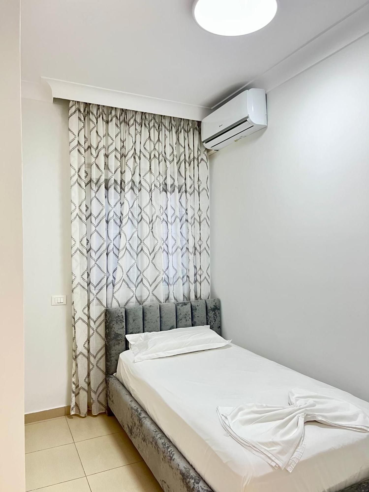 Glamour Durrës